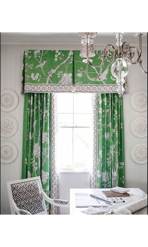 Box pleat valance with decorative trimming