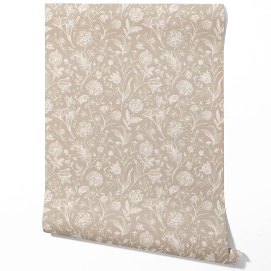 Neutral Floral/ Botanical Traditional Wallpaper (Beige/ Brown/ Cream)