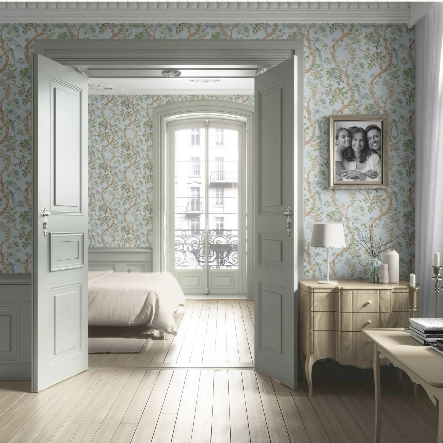 Floral/ Bird Print Chinoiserie Living Room Wallpaper (Duck Egg Blue/ Green/ Brown)