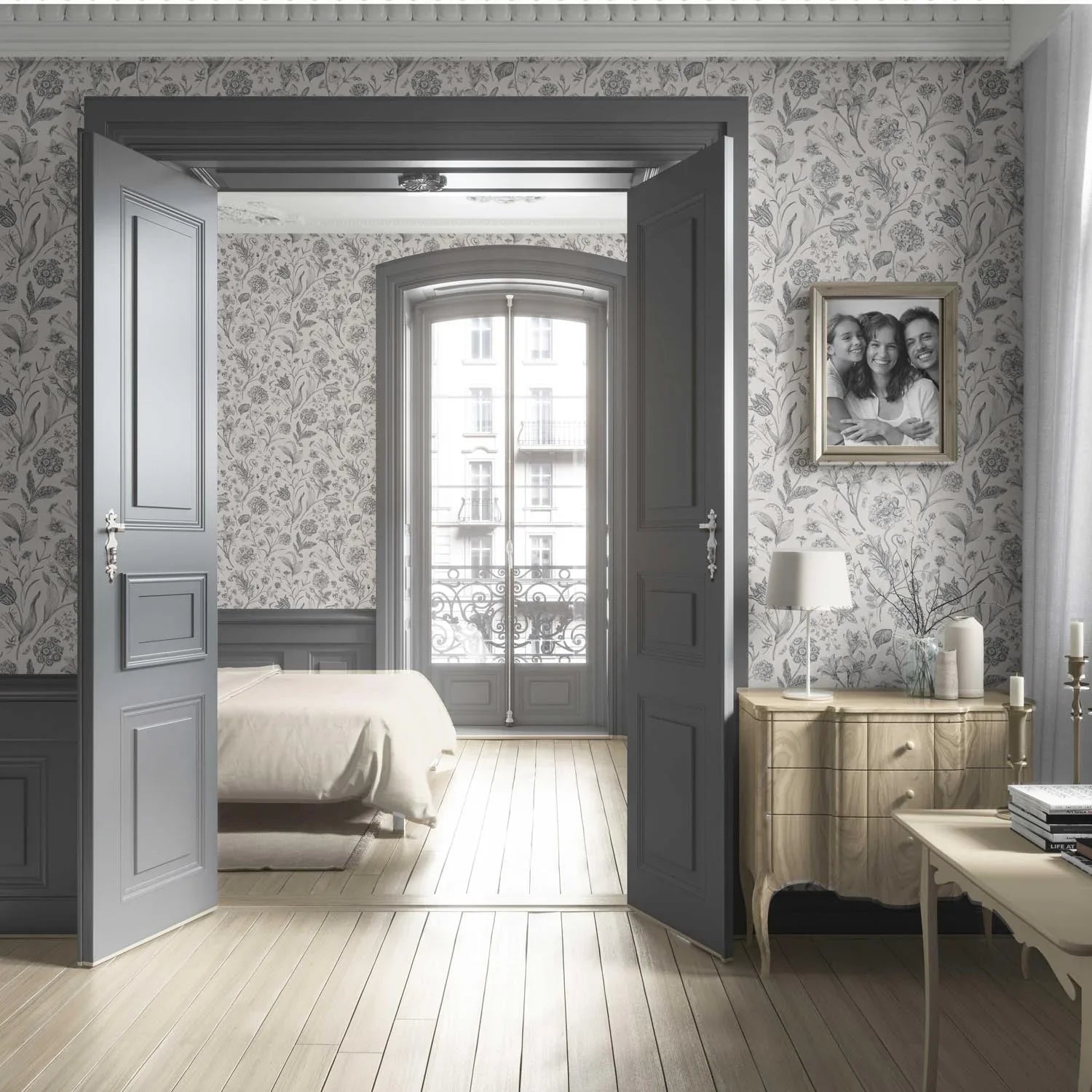 Neutral Floral/ Botanical Living Room Wallpaper (Metallic Gray)