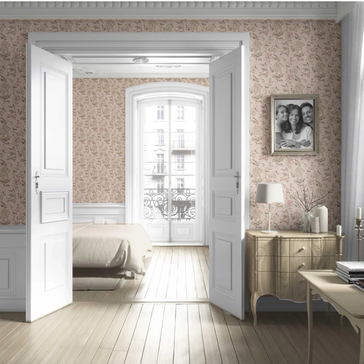 Chinoiserie/ English Floral Living Room Wallpaper (Soft Pink/ Peach/ Green/ Cream)