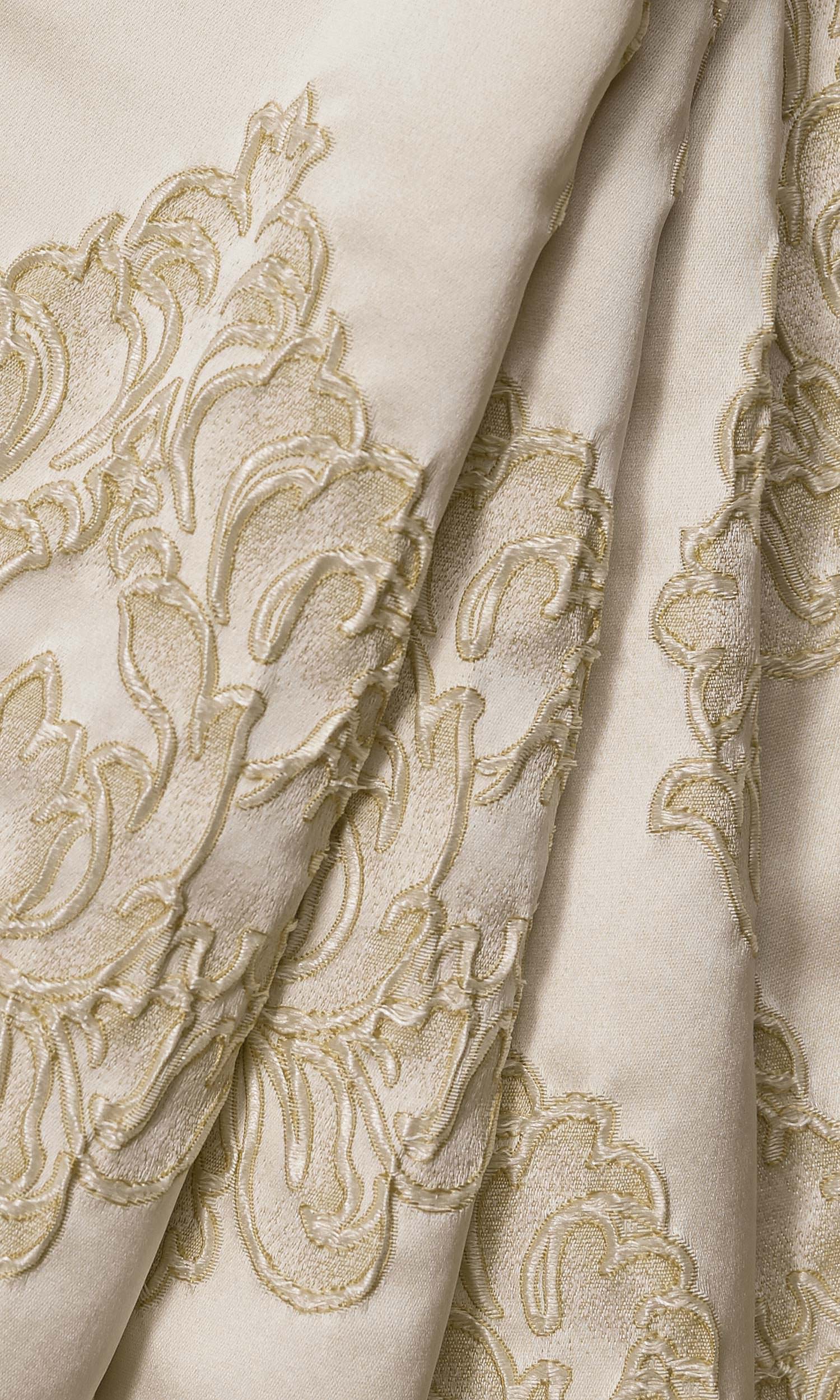 Damask Textured Flat, Plain, Fake, Faux, European Relaxed Roman Blinds (Off White)