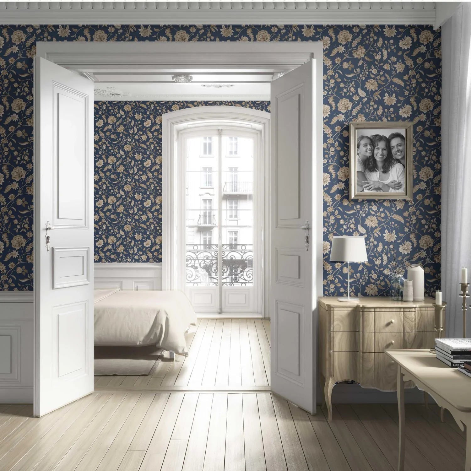 Floral/ Botanical Patterned Living Room Wallpaper (Navy Blue/ Beige)