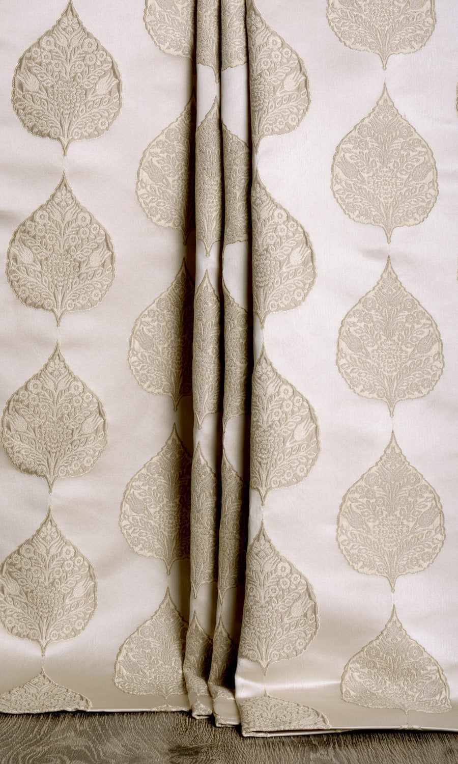 Ogee Patterned Roman Blinds & Window Shades (Ivory/ Beige)