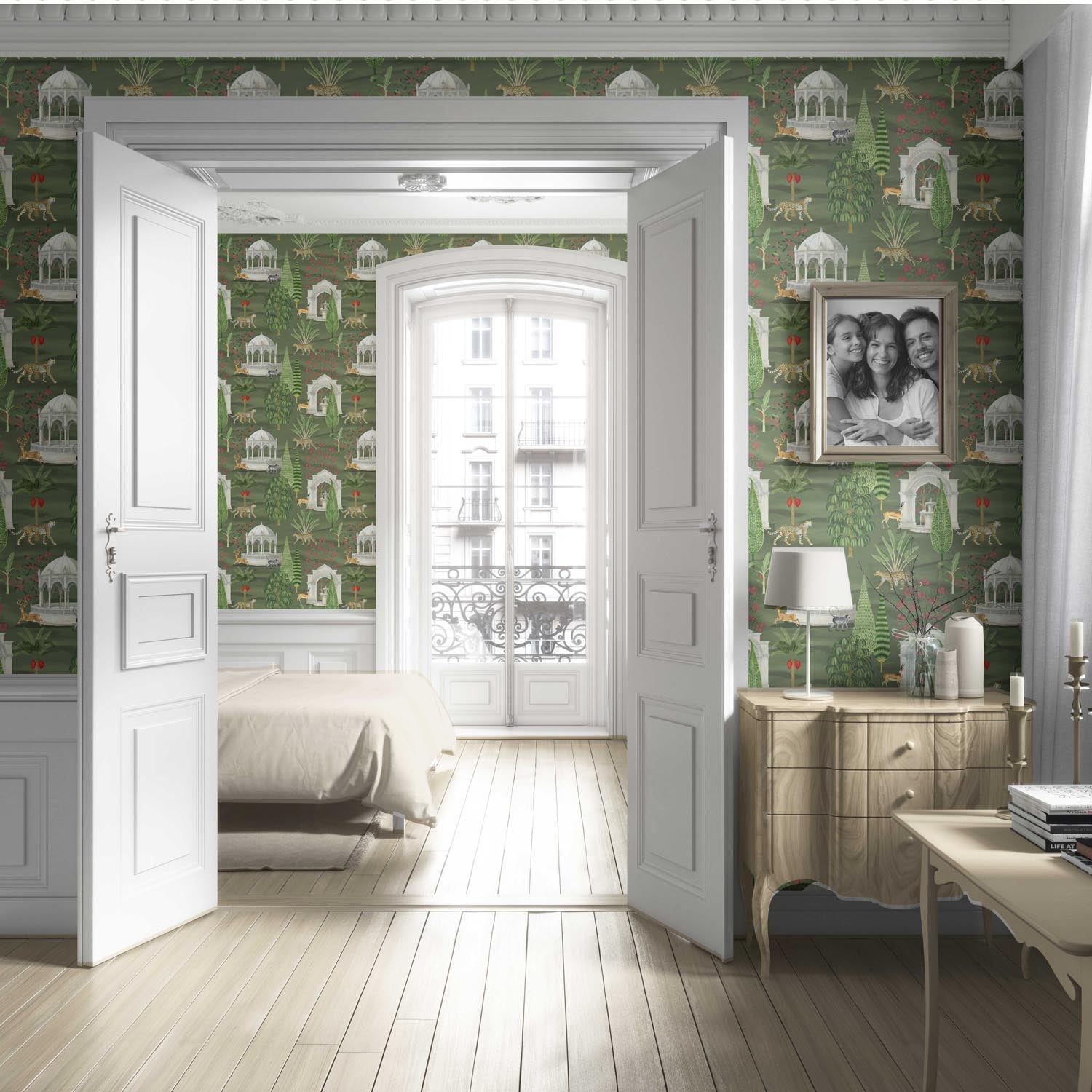 Vintage Heritage/ Ethnic Chinoiserie Living Room Wallpaper (Green/ White/ Pink/ Beige/ Tan)