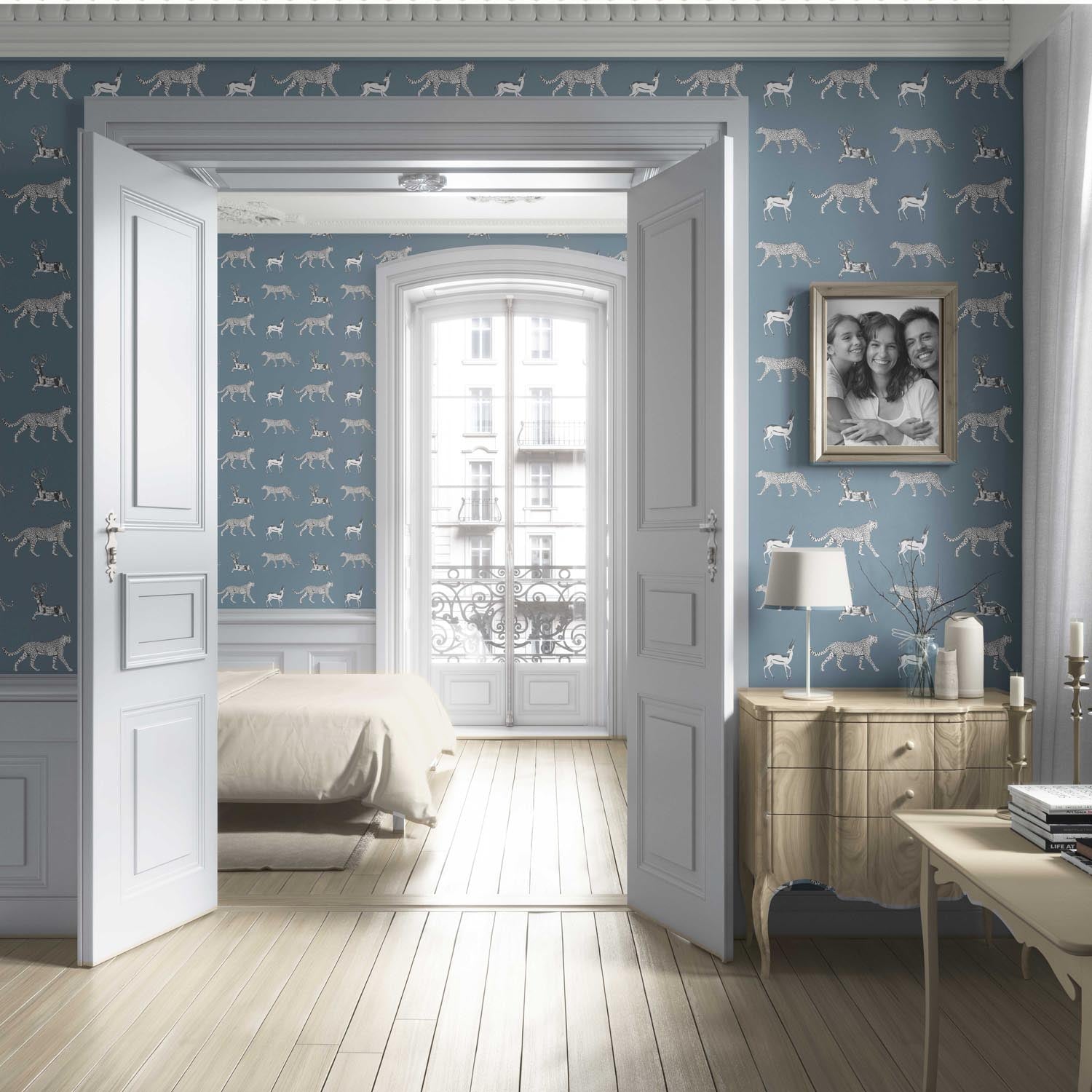 Leopard Animal Print Living Room Wallpaper (Slate Blue/ White)