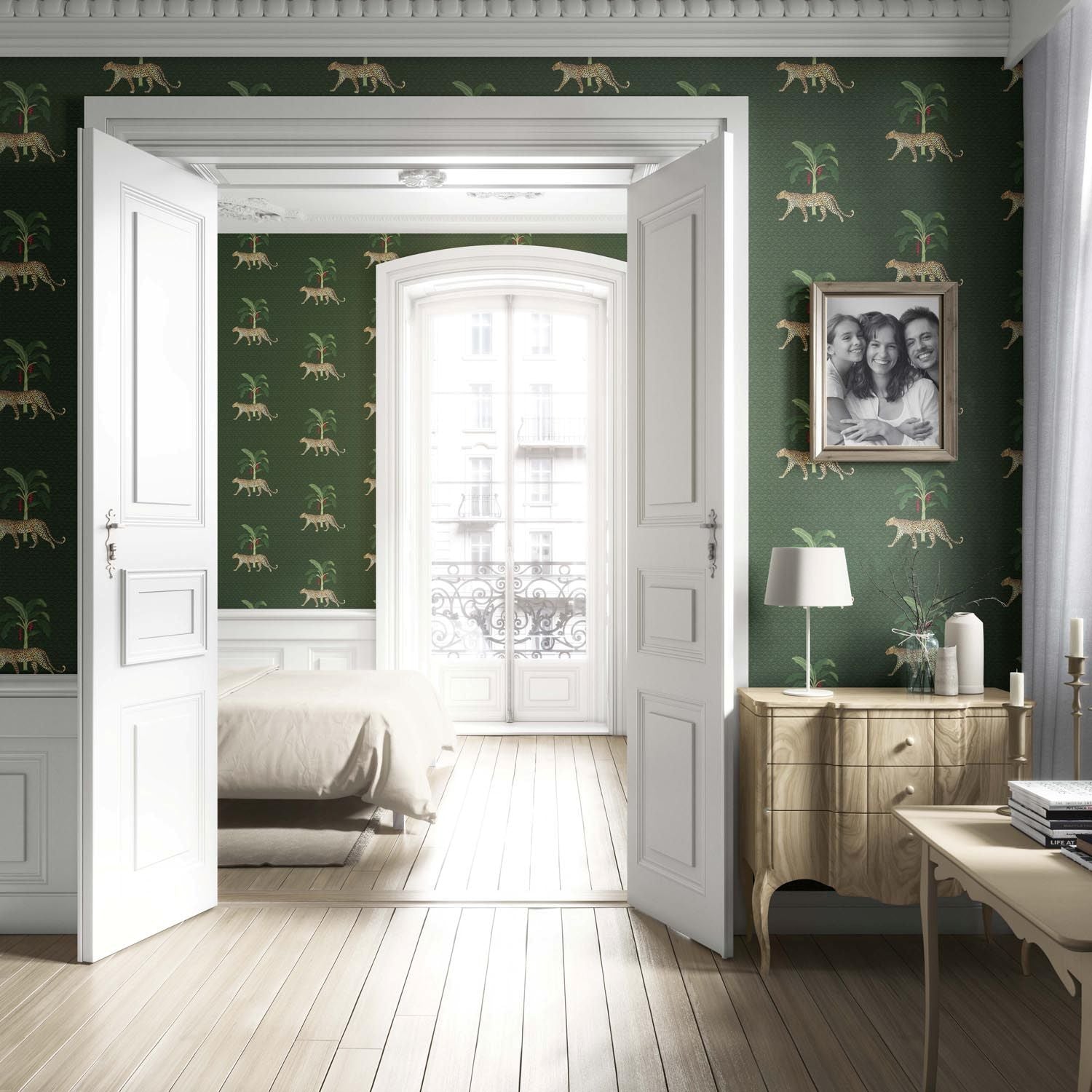 Leopard Animal Print Living Room Wallpaper (Green/ Red/ Tan)