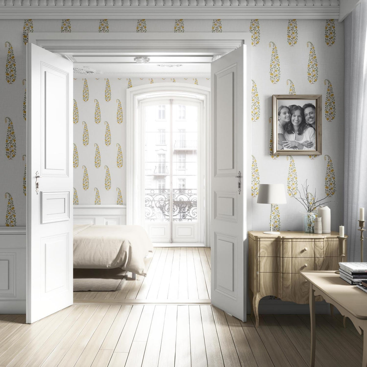 Ethnic/ Vintage-Inspired Floral Paisley Nursery Wallpaper (Yellow/ Green/ Off-White)