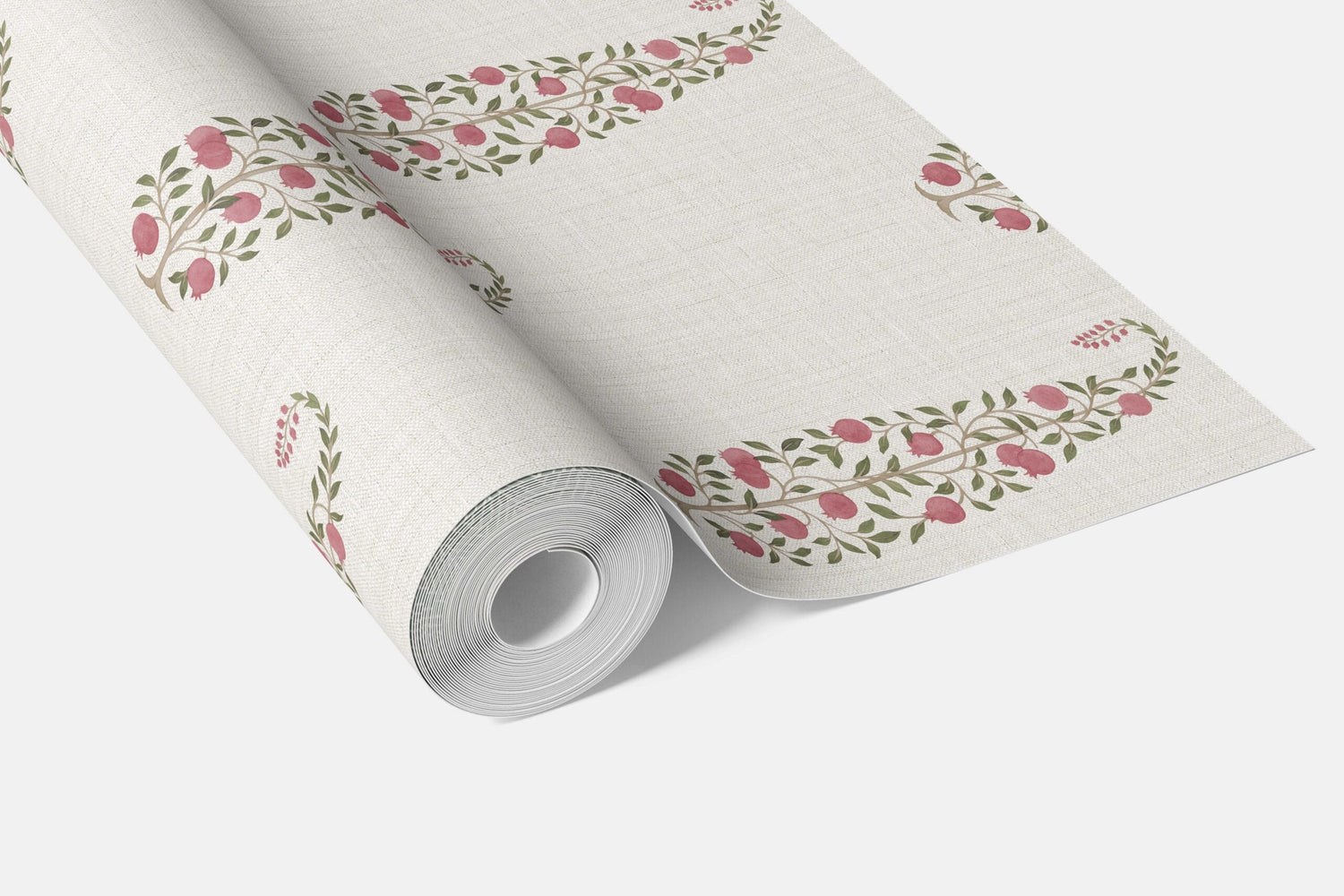Ethnic/ Vintage-Inspired Floral Paisley Bathroom Wallpaper (Pink/ Green/ Off-White)