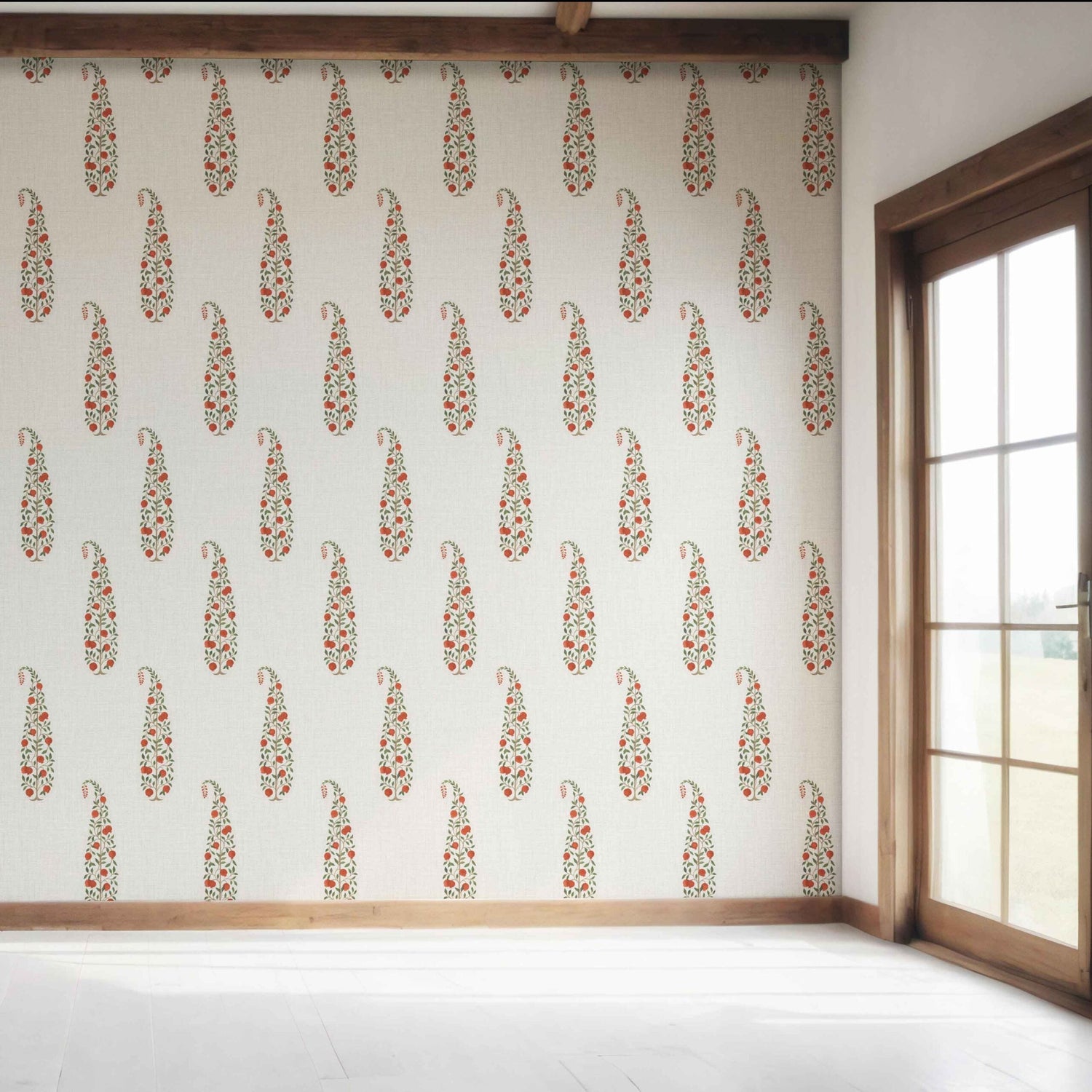 Ethnic/ Vintage-Inspired Floral Paisley Bedroom Wallpaper (Red/ Green/ Off-White)
