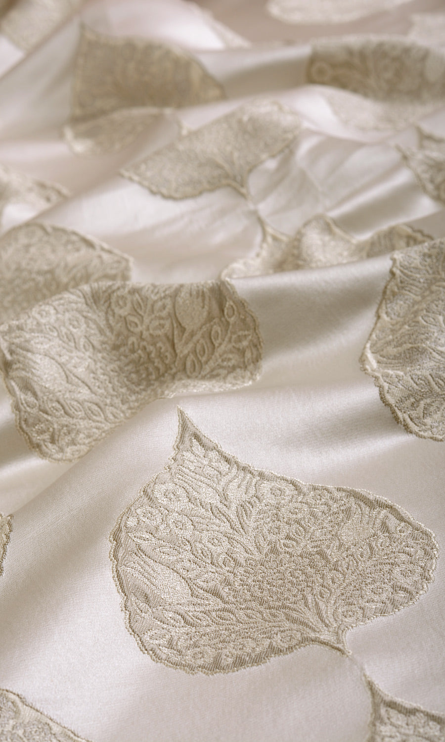 Ogee Patterned Fabric Sample for Roman Blinds & Shades (Ivory/ Beige)