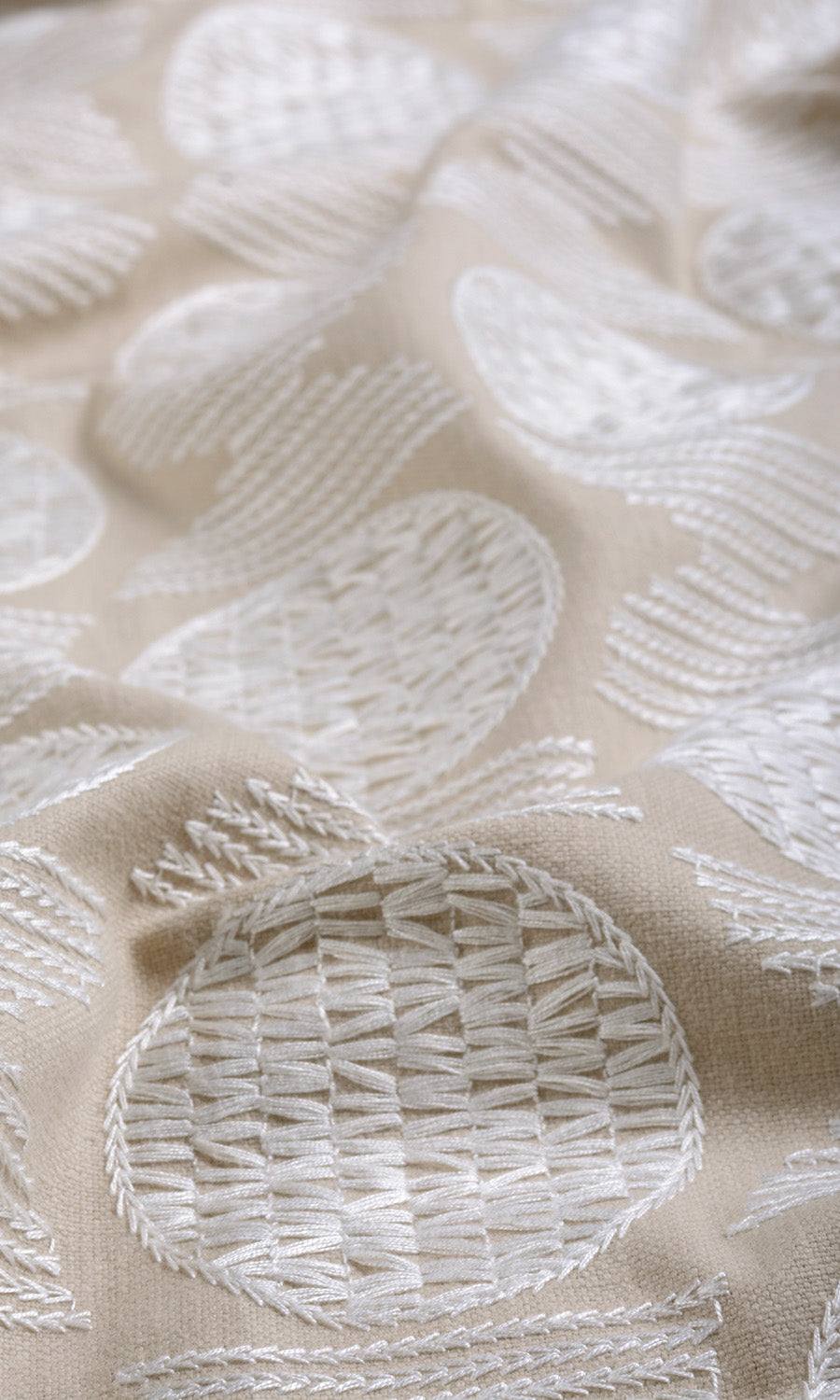 Geometric Patterned Made-to-Measure Roman Blinds (Beige/ White)